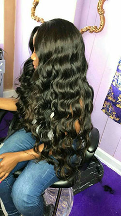 Peinados con extensiones onduladas negras: Lace wig,  Lace Closures  