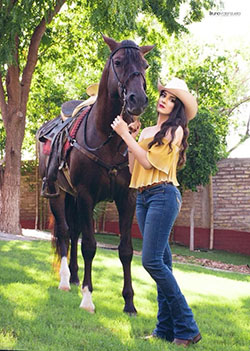 Cowgirl Miranda Lambert,  Cowgirl Outfit: Cowgirl Outfits,  Cowgirl,  Miranda Lambert  