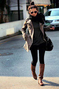 Black leggings outfit fall: Skinny Jeans,  winter outfits,  Trench coat  