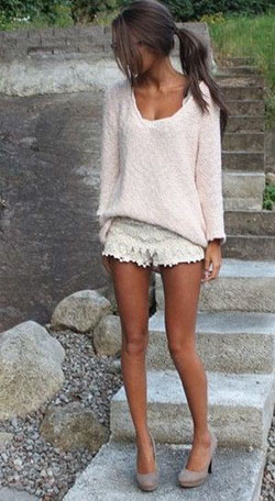 Lace shorts outfit: Lace short,  Beach Vacation Outfits,  Bermuda shorts  