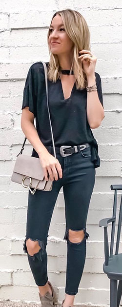 Classy outfit ideas for a college girls: College Outfit Ideas  
