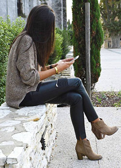 Tumblr Winter Outfit With Sweaters: Casual Winter Outfit,  Boot Outfits  