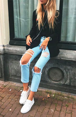 Tumblr Winter Outfit With Ripped Jeans: Casual Winter Outfit,  Stiletto heel  
