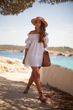 Beach look, Cala Bassa, Beach Towels: Beach Vacation Outfits  