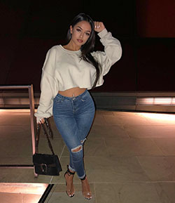 Fashion model, Casual wear, Ripped jeans: Ripped Jeans,  Mom jeans,  Curvy Teen,  Negz Negar  