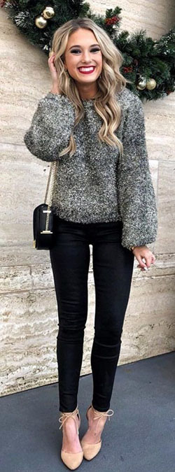 Black pants winter outfit: Casual Winter Outfit,  winter outfits,  Outfits With Leggings  
