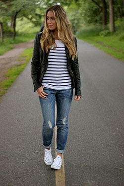 Converse outfits, Casual wear, Leather jacket: Casual Winter Outfit,  Leather jacket  