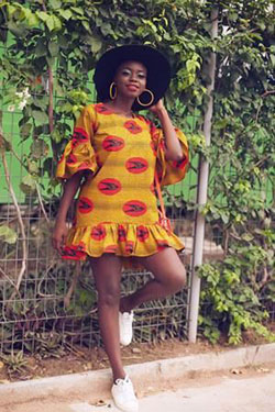 Foundation garment,  Floral Dress: Hairstyle Ideas,  Foundation garment,  Traditional African Outfits  
