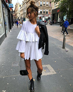 Flared Sleeves,  Polka dot: Dress shoe,  Street Outfit Ideas,  Sleeves Short  