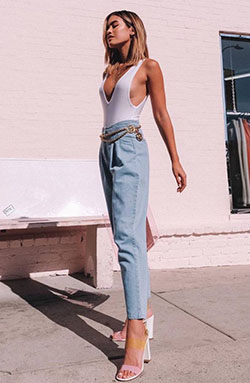 Pleated jeans,  Mom jeans: Slim-Fit Pants,  Mom jeans,  Street Outfit Ideas  