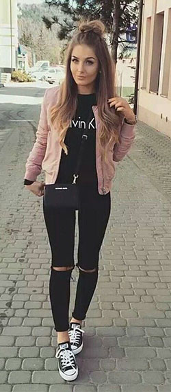Black Jeans Tumblr Outfit For School: Ripped Jeans,  Black Jeans Outfit,  winter outfits  
