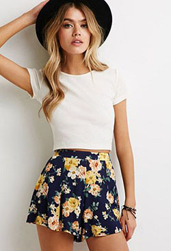 Cute Summer Outfits Tumblr 2019: Casual Summer Outfit,  Crop top,  Forever 21  
