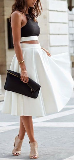 Things that go with white skirts: Pencil skirt,  Crop Top Outfits  