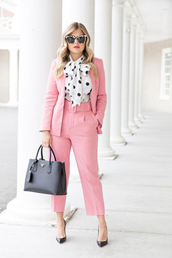 Outfits With Pink Pants: Pant Suits,  Business casual,  Informal wear,  Pink Pant,  pink blazer  