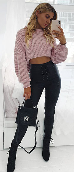Black Jeans Casual Outfit: 