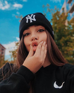 The cutest Asian Girls on Instagram: Cute Teen Pics  
