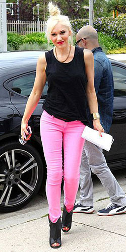 Pink Jeans Outfit For Spring: Jean jacket,  Slim-Fit Pants,  Gwen Stefani,  Pink Jeans  