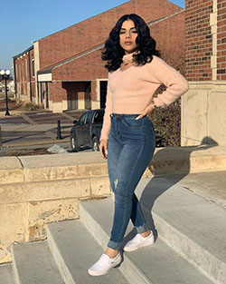 Ripped jeans,  Mom jeans: Slim-Fit Pants,  Fashion Nova,  Outfit With Vans  