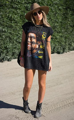 Coachella style shirt: Street Outfit Ideas,  Lollapalooza Chicago  