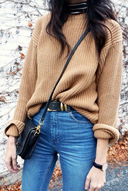 Sweater and high waisted jeans: Casual Winter Outfit,  Slim-Fit Pants,  Polo neck,  Mom jeans  