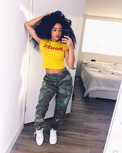 Swag outfit with camo pants and yellow shirt: Swag Outfit Teens,  Parachute pants,  Camo Joggers,  yellow top,  Yellow Crop Top,  Printed Pants  