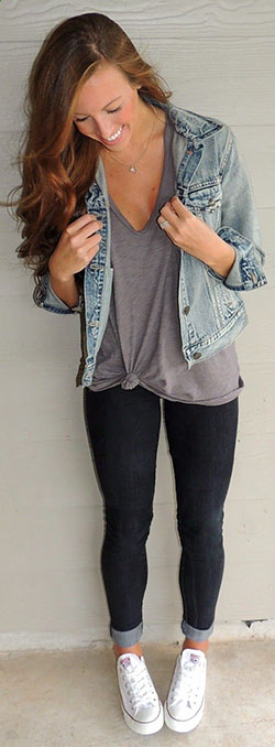 Simple and cute outfit ideas: Jean jacket,  Denim jacket  