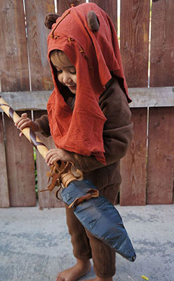 Wicket Ewok Costume Ideas For Kids: Halloween costume,  Helpers Day Outfits,  Princess Leia  