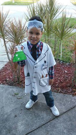 Scientist Outfit Ideas For Helpers Day: Halloween costume,  Lab Coat,  Helpers Day Outfits  