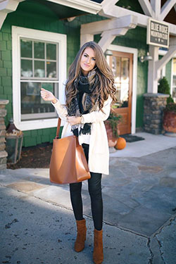 Ideas To Wear Brown Boots With Black Legging: 