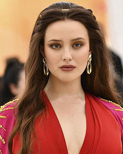 Natalie Portman, Katherine Langford: Red Carpet Dresses,  Met Gala,  Katherine Langford,  Hannah Baker  