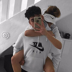 Casual Nike Matching Outfit For Boyfriend And Girlfriend: Matching Nike Outfits  