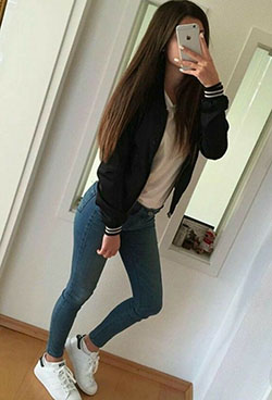 Simple Yet Stylish Tumblr School Outfit For Girls: School Outfits Tumblr,  Tumblr Girls  