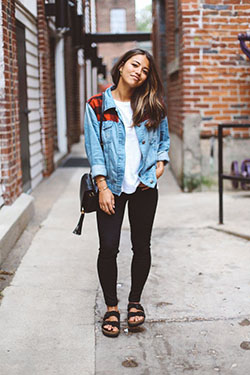 Tumblr Outfits Ideas With Birkenstocks: Jean jacket,  Birkenstocks Outfits,  Birkenstock  