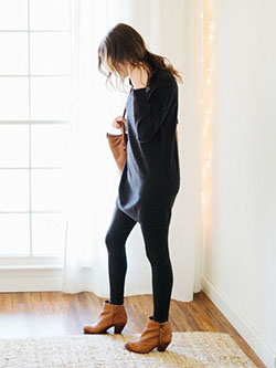 Way to wear Leggings With Brown Ankle Boots For Winter: Boot Outfits  