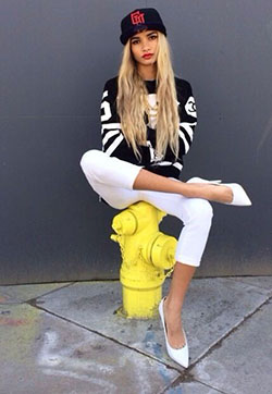 Dope poses for girls, Hip hop: Hip Hop Fashion,  Swag outfits  