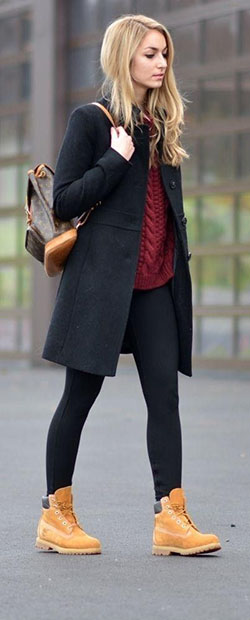 Long coat outfits with brown ankle boots and jeans: Flight jacket,  Snow boot  