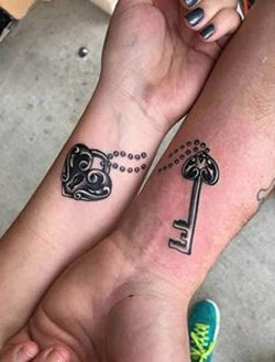 See these amazing couple tattoo designs, Android application package: Couple Tattoo  