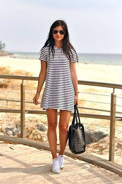 Navy Blue And White Striped Dress: Evening gown,  winter outfits,  Striped Outfit Ideas  