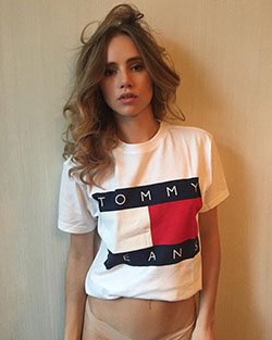 Classic white Tommy Hilfiger crop top: Sleeveless shirt,  Tommy Hilfiger,  Tommy Hilfiger Tops  
