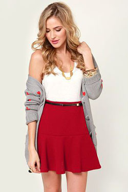Fiddle Flared Red Skirt: Red Outfit,  Teen outfits,  Short Skirts,  Board Skirt  