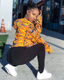 Instagram baddie outfits for school: Los Angeles,  Baddie Outfits,  Desktop Wallpaper  