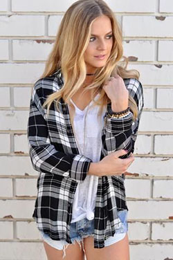 Teenage Girl Jeans And Check Shirt For Girls: Flannel Shirt Outfits,  Plaid Shirt  