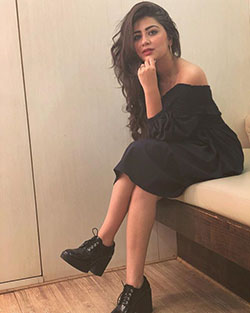 Aditi Bhatia Black Outfit In Instagram: Child actor,  Aditi Bhatia  