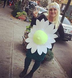 Funny Flower Pregnant Halloween Costumes: Halloween costume,  party outfits,  Maternity clothing,  Halloween Costumes Pregnant  