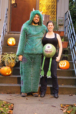 Couples Halloween Costumes Pregnant And Toddler: Halloween costume,  Maternity clothing,  Halloween Costumes Pregnant  
