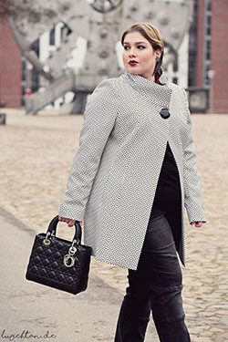 Cute Plus Size Outfit Ideas Winter: Plus size outfit,  Plus-Size Model,  Karl Lagerfeld  