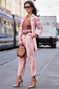 Street Style Power Suit Women: Power Suit  