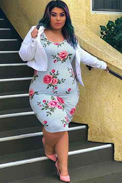 Casual Easter Outfit Ideas For Women: Plus size outfit,  Pencil skirt,  Easter Outfits  