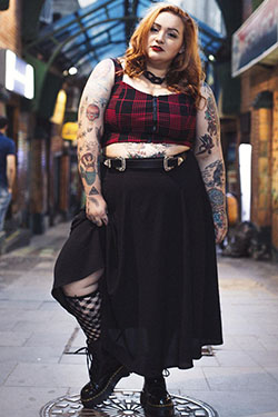 Plus Size Clothing In Las Vegas: Plus size outfit,  Grunge fashion,  Goth subculture,  fashioninsta  