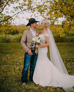 Beautiful Dress For A Country Wedding, Wedding dress, Floral design: Wedding dress,  Ball gown,  Flower Bouquet,  Floral design  